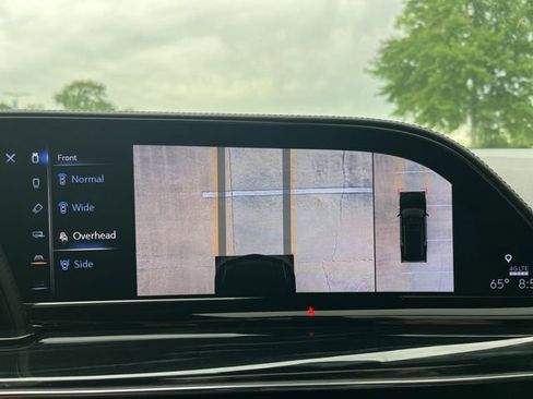 Certified 2024 Cadillac Escalade Sport w/ LPO, ONYX Package AWD/4WD image 29