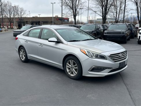 Used 2015 Hyundai Sonata SE w/ Option Group 09 image 5