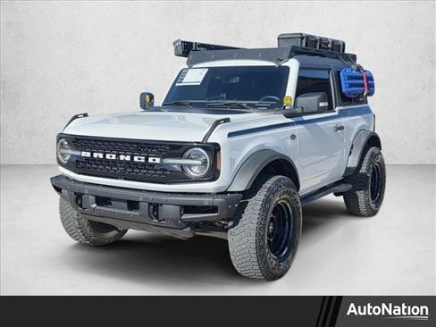 Used 2023 Ford Bronco Wildtrak image 1