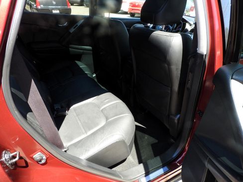 Used 2012 Nissan Murano SL w/ Navigation Pkg image 9