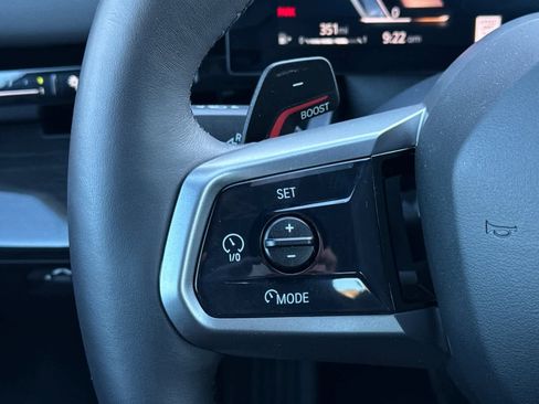 Used 2025 BMW 530i w/ M Sport Package image 25