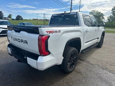 Used 2024 Toyota Tundra Platinum w/ TRD Off-Road Package AWD/4WD image 28
