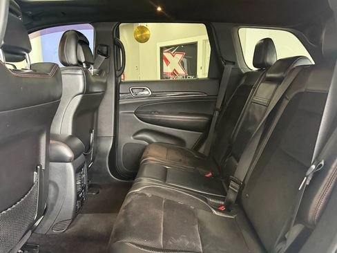 Used 2017 Jeep Grand Cherokee Trailhawk image 28