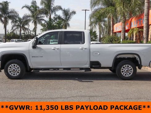 Used 2024 Chevrolet Silverado 2500 LT AWD/4WD image 5