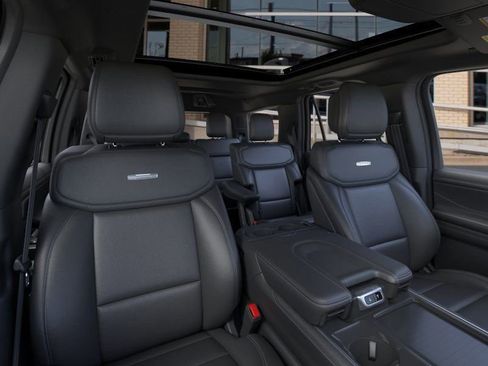 New 2026 Ford Expedition Platinum w/ Stealth Appearance Package AWD/4WD image 12