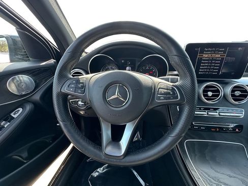 Used 2018 Mercedes-Benz GLC 300 4MATIC image 12