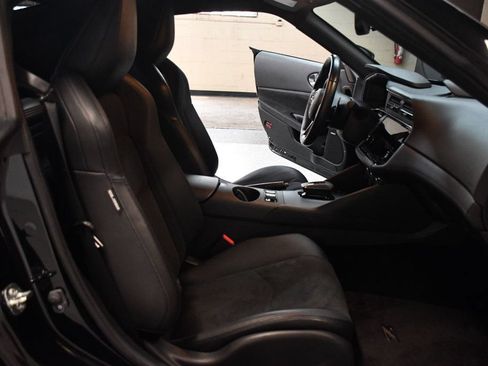 Used 2024 Nissan Z Performance w/ Floor Mat Package RWD image 29