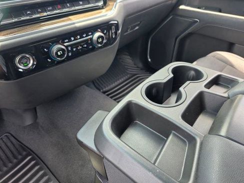 Used 2023 Chevrolet Silverado 1500 LT AWD/4WD image 25