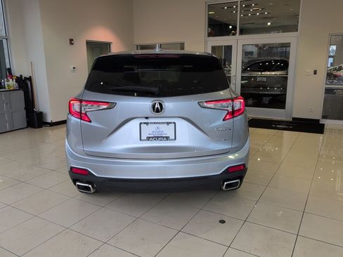 New 2026 Acura RDX SH-AWD image 4