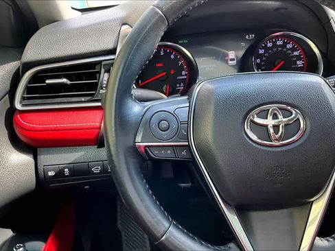 Used 2019 Toyota Camry XSE FWD image 24