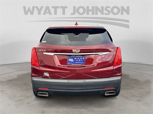 Used 2018 Cadillac XT5 Luxury image 4