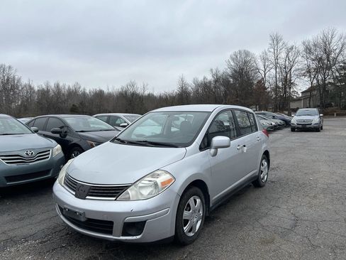 Used 2008 Nissan Versa 1.8 S w/ PWR Pkg image 2