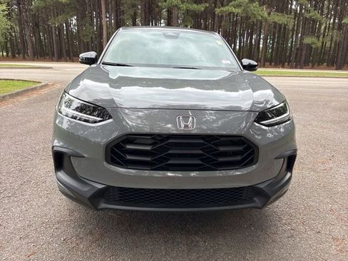 Used 2023 Honda HR-V Sport image 8
