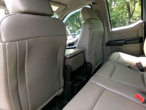Used 2019 Ford F450 XL w/ XL Value Package AWD/4WD image 18