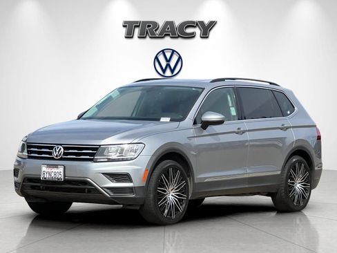Used 2021 Volkswagen Tiguan SE FWD image 8