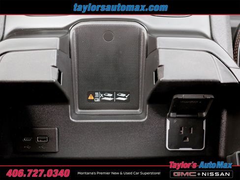 Used 2024 GMC Sierra 1500 AT4 w/ AT4 Preferred Package image 25