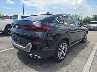Used 2022 BMW X6 xDrive40i AWD/4WD video 3