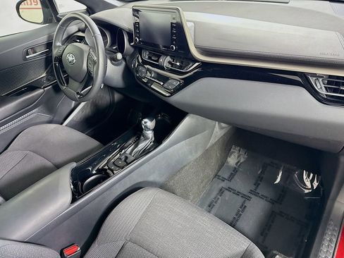 Certified 2019 Toyota C-HR XLE FWD image 29