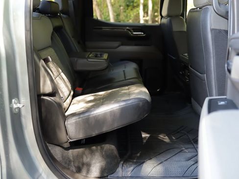 Used 2023 Chevrolet Silverado 1500 ZR2 w/ Technology Package AWD/4WD image 34