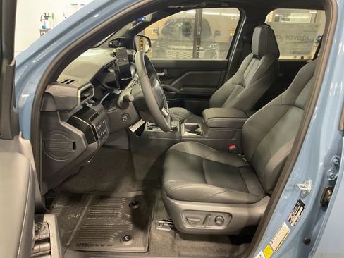 New 2026 Toyota 4Runner Limited AWD/4WD image 10