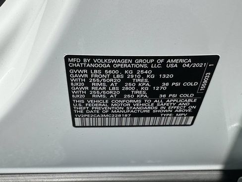 Used 2021 Volkswagen Atlas Cross Sport SE w/ Panoramic Sunroof Package FWD image 28