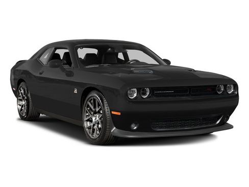 Used 2016 Dodge Challenger R/T Scat Pack w/ Leather Interior Group RWD image 9