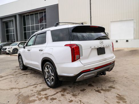 Used 2024 Hyundai Palisade Limited image 10
