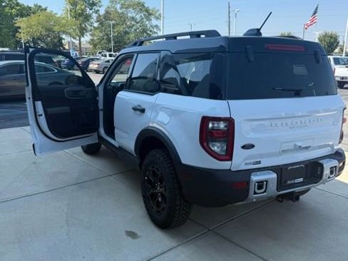 New 2025 Ford Bronco Sport Badlands w/ Sasquatch Badlands Package AWD/4WD image 6