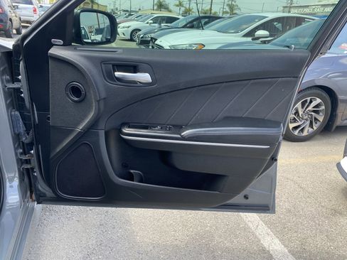 Used 2019 Dodge Charger GT RWD image 24