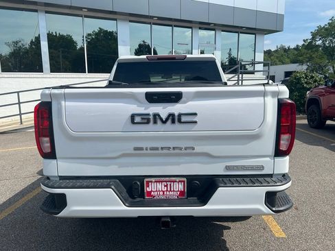 Used 2024 GMC Sierra 1500 Elevation AWD/4WD image 4