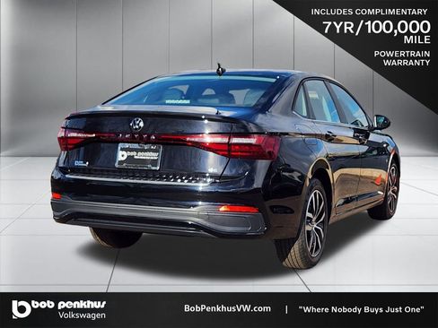 New 2026 Volkswagen Jetta SE FWD image 25