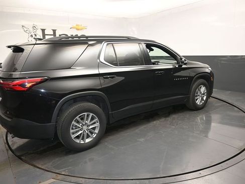Used 2023 Chevrolet Traverse LT image 31