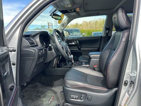 Used 2018 Toyota 4Runner TRD Off-Road Premium image 14