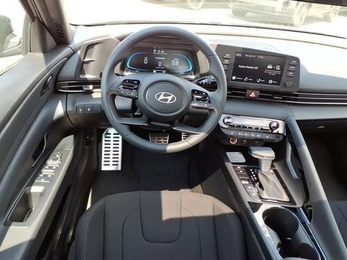 New 2026 Hyundai Elantra SEL Sport w/ Cargo Package FWD image 11