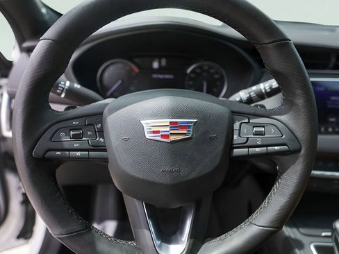 Used 2019 Cadillac XT4 Sport FWD image 15