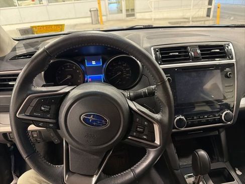 Used 2019 Subaru Outback 2.5i Premium image 4