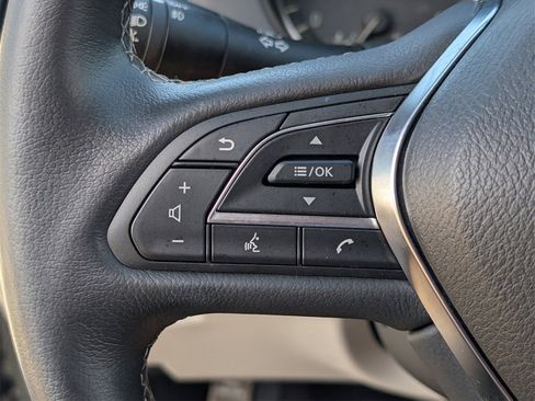 Used 2023 INFINITI Q50 Sensory image 22