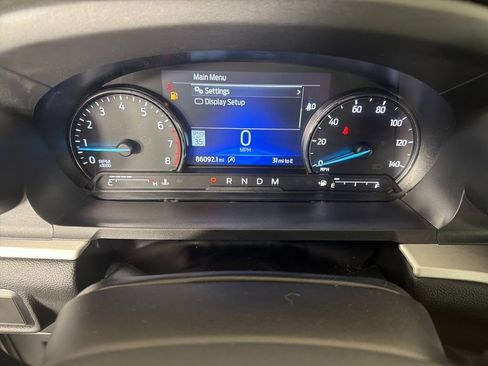 Used 2021 Ford Explorer XLT w/ Equipment Group 202A AWD/4WD image 9