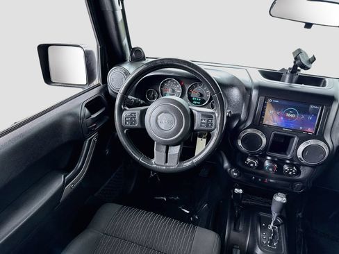 Used 2012 Jeep Wrangler Unlimited Sport w/ Connectivity Group AWD/4WD image 14