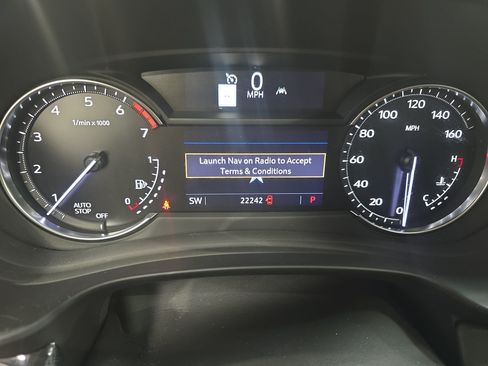 Used 2023 Cadillac XT4 Premium Luxury w/ Enhanced Visibility Package FWD image 16