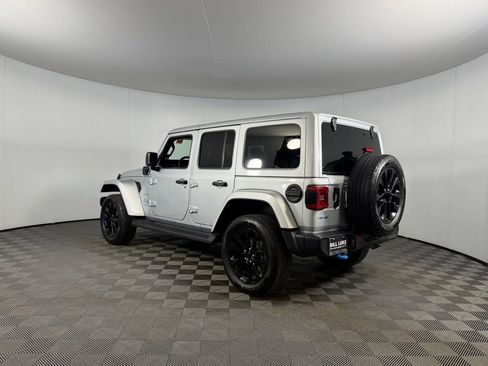 Used 2023 Jeep Wrangler Unlimited Sahara image 8