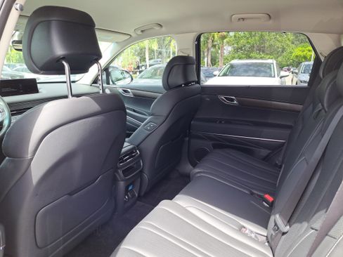 Used 2024 Genesis GV80 2.5T image 7