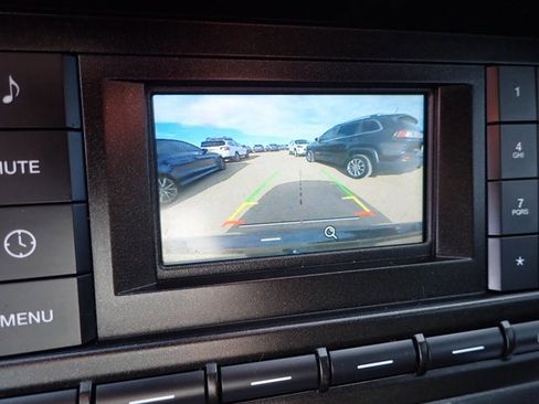 Used 2018 Ford Mustang Coupe image 21