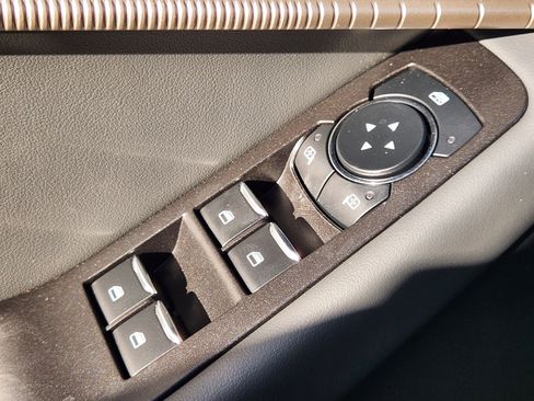 New 2026 Ford Explorer Active w/ Active Comfort Package image 22