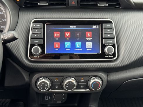 New 2025 Nissan Kicks Play S image 16