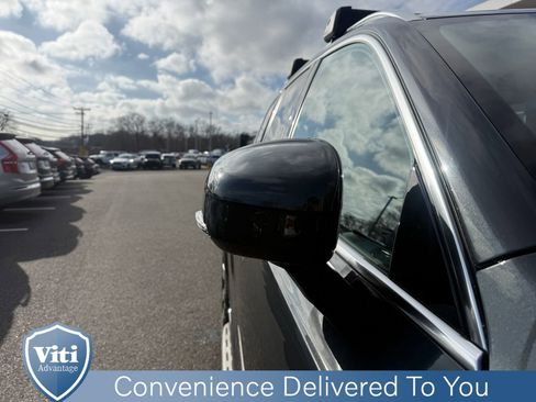 Certified 2022 Volvo XC90 T6 Inscription w/ Lounge Package image 10