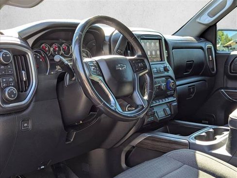 Used 2021 Chevrolet Silverado 1500 LT Trail Boss w/ Convenience Package II AWD/4WD image 9