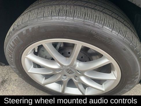 Used 2019 Porsche Cayenne S image 13