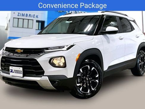 Certified 2023 Chevrolet TrailBlazer LT w/ Convenience Package image 3