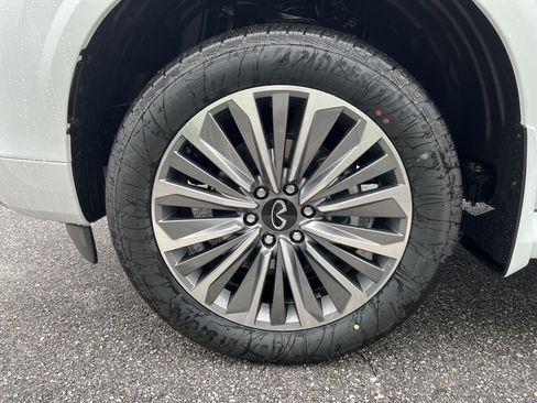 Used 2026 INFINITI QX80 Luxe w/ Cargo Package AWD/4WD image 10